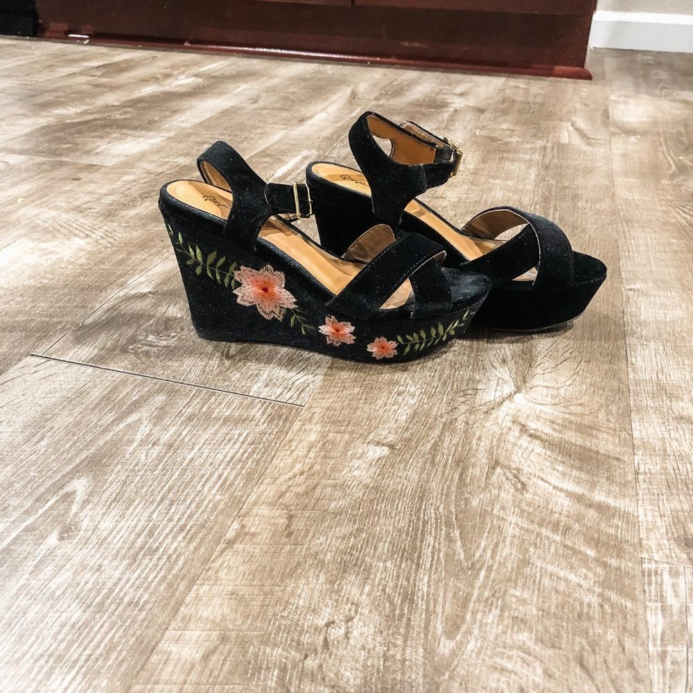 Velvet Embroidered Platform Wedges - Picture 3 of 9